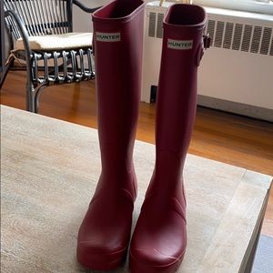 Red Tall Hunter Rainboots